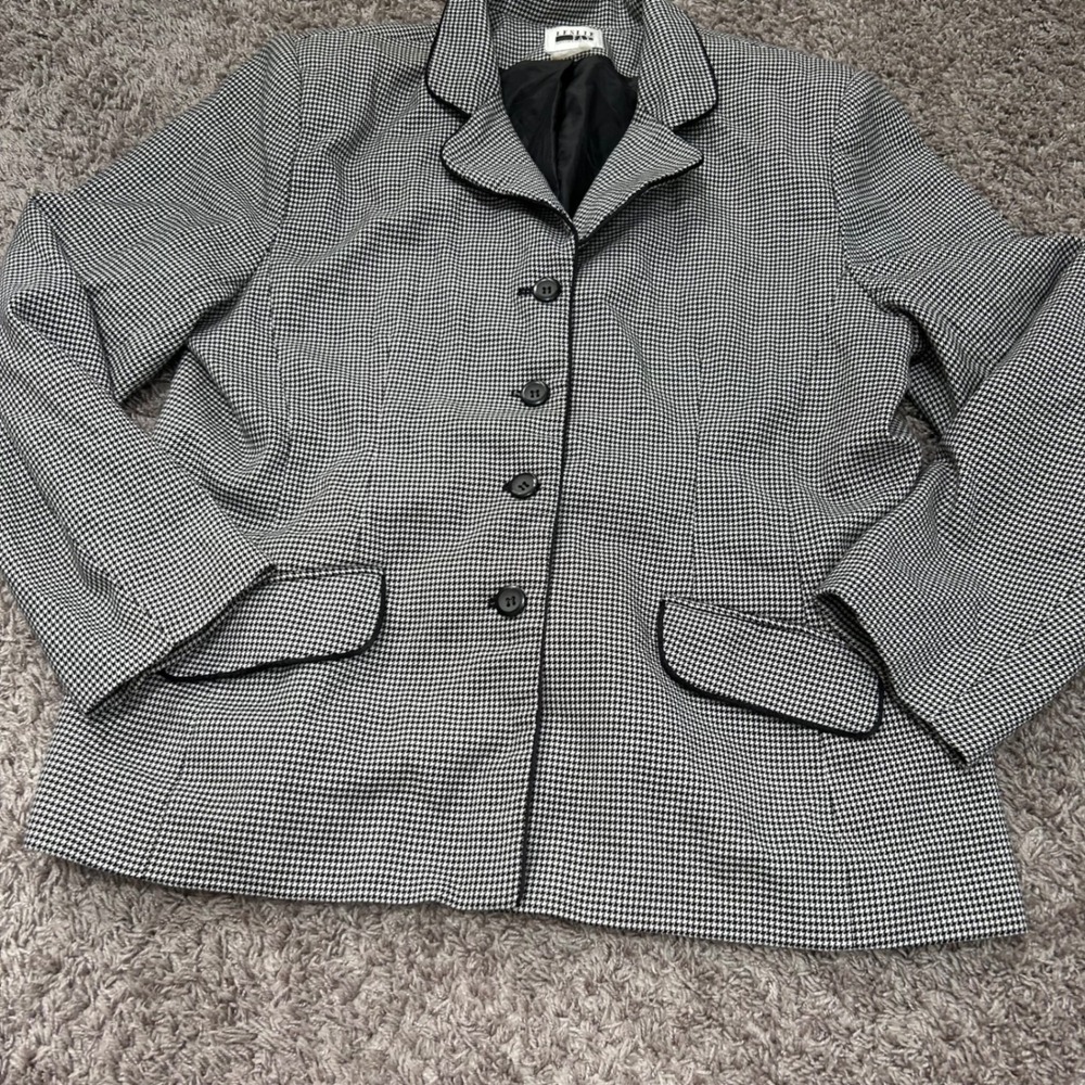 Leslie Fay Houndstooth Blazer Jacket Sportswear Black Trim Pockets vintage